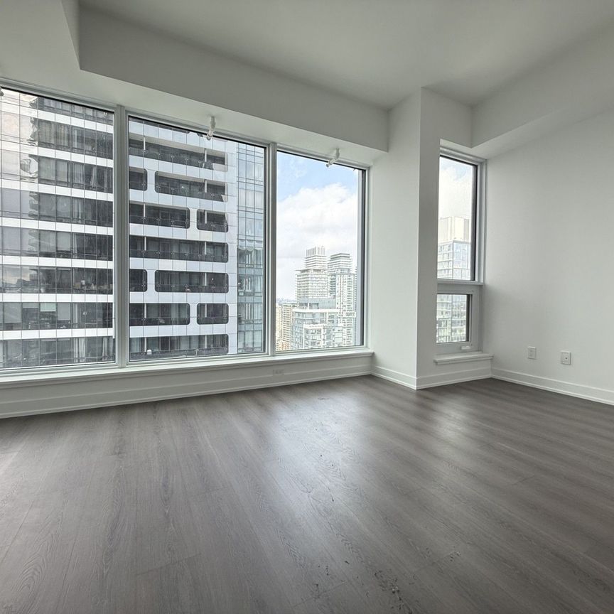 For Lease - 8 Wellesley Street Unit# 4606, Toronto, Ontario - Photo 1