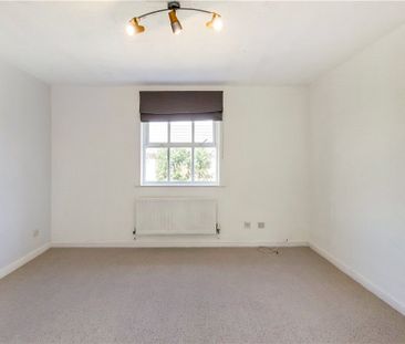 Webster Road, London, SE16 4DR - Photo 3