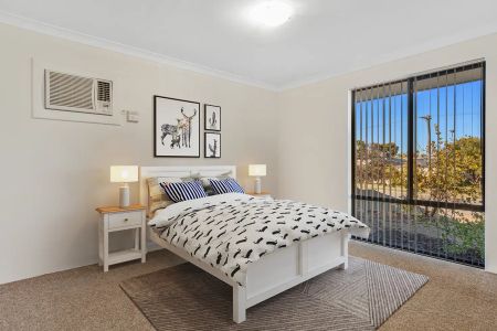 “NET & COSY HOME READY FOR YOU” - Photo 4