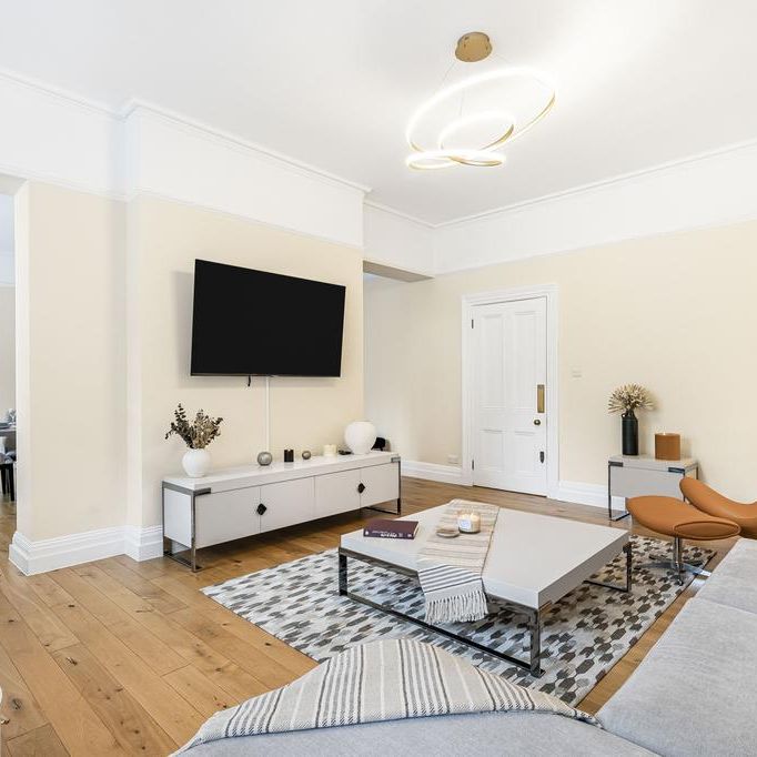 4 bedroom apartment to rent - Photo 1