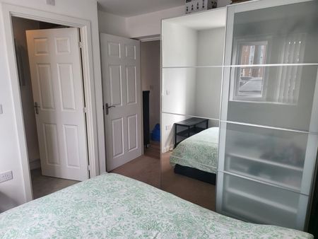 2 Bed Flat, Hammond House, CV6 - Photo 2