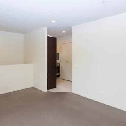 Tidy Apartment Living in Three Kings - Photo 1