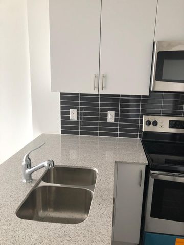 For Lease - 550 North Service RD Road Unit# 511, Grimsby, Ontario - Photo 4