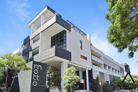 Loft Style Modern Apartment - Photo 5