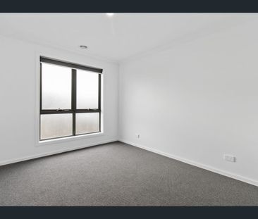9 Delosperma Mews, Clyde, Vic 3978 - Photo 3