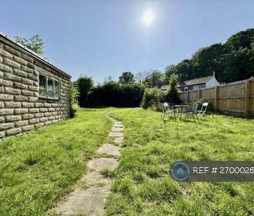 3 bedroom semi-detached house to rent - Photo 3