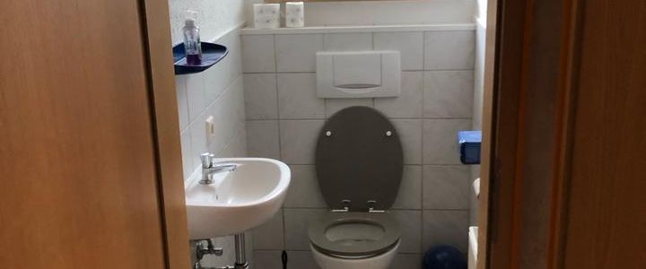 4 szimmer wohnung komplett werd renoviert - Photo 1