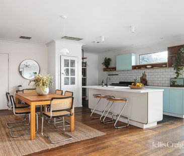 Mid Century Living - Photo 6