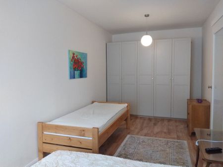 Świetna lokalizacja- Wiejska 2 62.3 m² - Photo 3