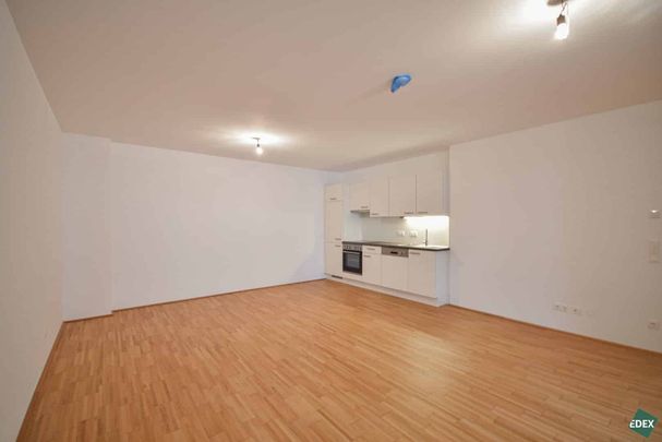 Ruhelage: wunderschöne 3-Zimmer-Wohnung mit Loggia - Photo 1