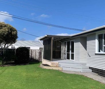 Three bedroom in Vogeltown - Photo 1