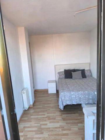 Apartamento de alquiler en Calle de Pilar Cavero, 5c, San Pascual - Photo 5