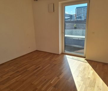 Wohnen über den Dächern von Linz - ideale 2 Zi-Wohnung! - Photo 1