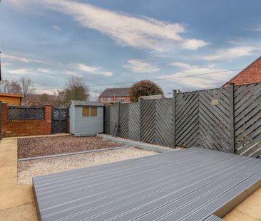 2 bedroom terraced house to rent - Photo 4