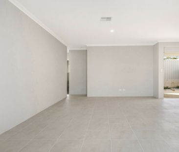 Coastal Living In Yanchep - Photo 2