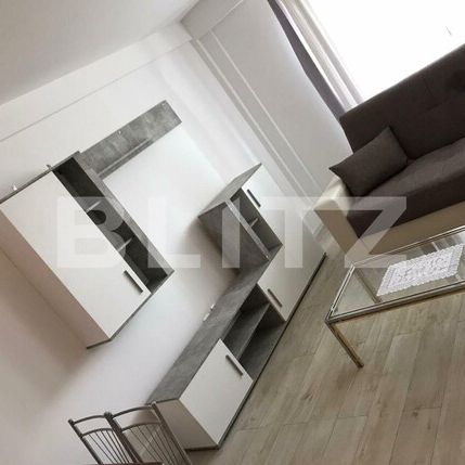 Apartament cu nisa de dormit, 42 mp, zona Edgar Quinet - Photo 1