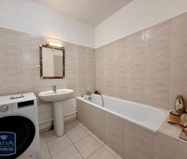 Location Appartement 3 pièces 69m² AVIGNON 84000 - Photo 3