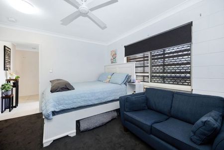 37 Barnett Street, Mount Louisa - Photo 4