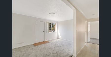 Freshly Refurbished Ground-Floor Unit in Prime Coastal Location - Photo 4