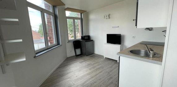 Location Appartement 1 pièce 15m² CAMBRAI 59400 - Photo 2