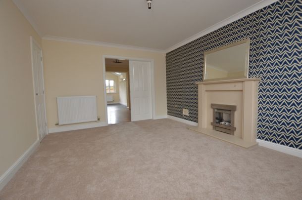 5 Bedroom Detached House - Photo 1