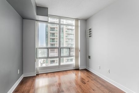 For Lease - 35 bales Avenue Unit# 909, Toronto, Ontario - Photo 5
