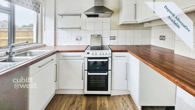 3 bedroom terraced house to rent - Photo 1