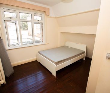Bourne Avenue, Bournemouth, BH2 - Photo 1