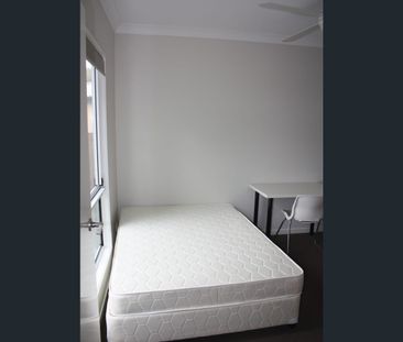 1/53 Fleurs Street, Woolloongabba, Qld 4102 - Photo 1