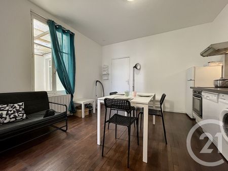 Location Appartement 2 pièces 40m² TROYES 10000 - Photo 2