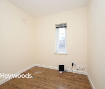 1 bed house of multiple occupation to rent in Hilton Road, Stoke-on... - Photo 4