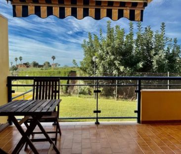 Alquiler de piso en Benajarafe - Photo 2