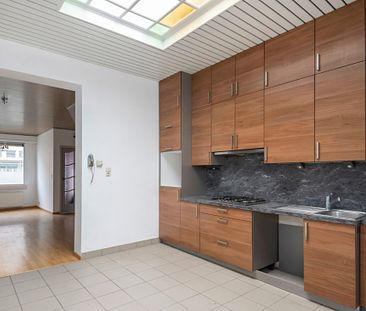 Eén kamer beschikbaar in Antwerpen Zuid in een gedeelde woning - Photo 1