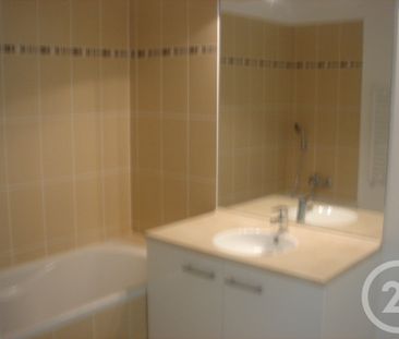 Location Appartement 3 pièces 60m² MARSEILLE 12ème - Photo 2