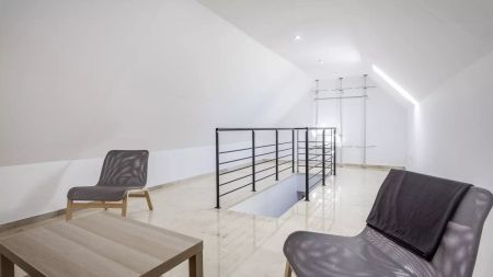 2-bedroom apartment for rent in Patraix - Photo 2