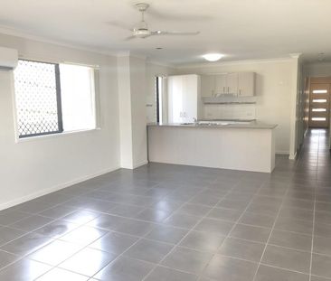 DON'T MISS OUT ON THIS BEAUTIFUL UNIT!! - Photo 1