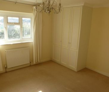 Anne Crescent - Photo 3