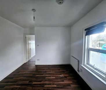 Portswood Road, Southampton - Photo 5