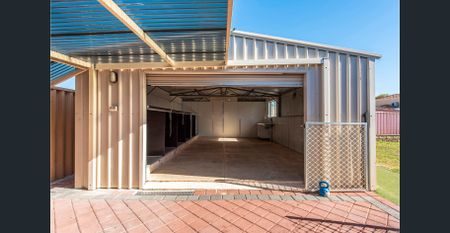 GREAT 4X2 FAMILY HOME BY THE BEACH WITH SPA - Photo 3