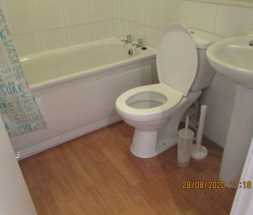 Baldovan Terrace, Dundee - Photo 6