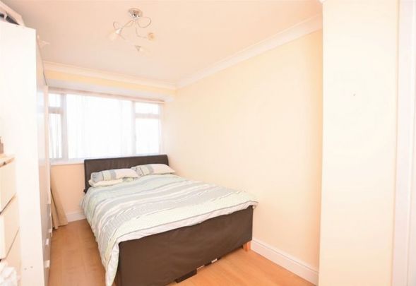 The Green, Chalvey, Slough,SL1 - Photo 1