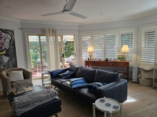 Caringbah South - Photo 1