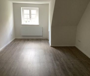 Wohnglück - gemütliches Nest unter dem Dach - Foto 1