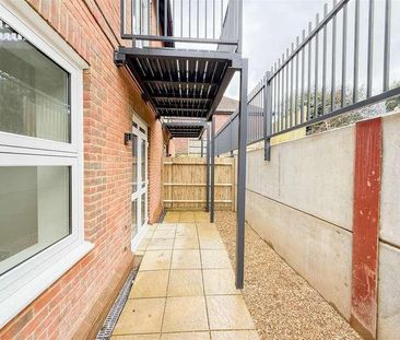 Station Road, Pulborough - Photo 6