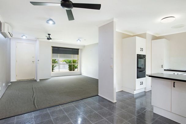Cozy Living with Outdoor Space to Enjoy - PLEASE NOTE ALL INSPECTIONS ARE ON NSW TIME - Photo 1