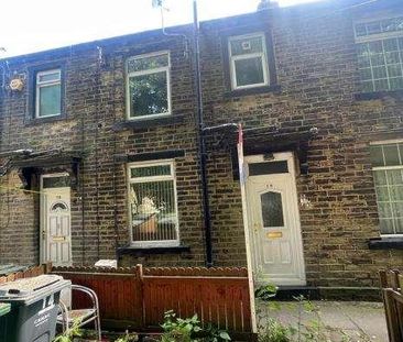 Fern Street, Bradford, BD4 - Photo 1