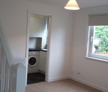 1 bedroom semi-detached house to rent - Photo 6