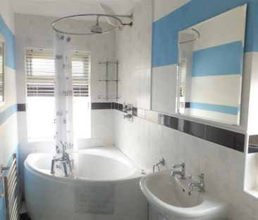 2 bedroom semi-detached house to rent - Photo 3