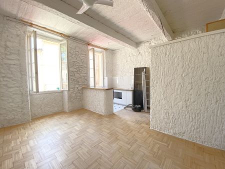 Location Appartement 1 pièce 26m² CASSIS 13260 - Photo 3