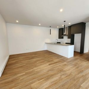 6 1/2 Secteur Rock Forest - Photo 2